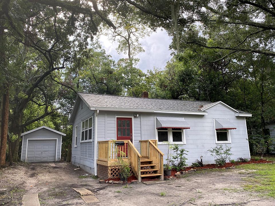 1st image of 2237 Home Park Cir W