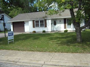 923 Sunset Rdg, Danville, IL 61832