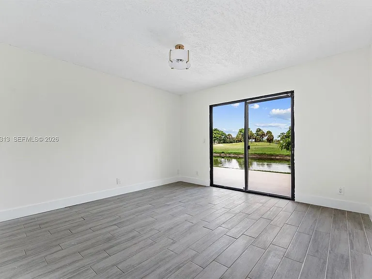 2025 SW 82nd Ave #1 — Photo 20