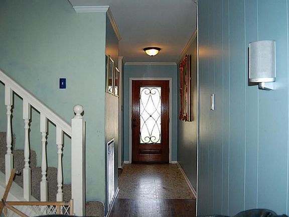 3rd image of 9235 Blankenship Dr