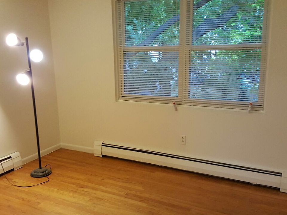 Belmont Street Apartments 18 Belmont St Lowell MA Zillow