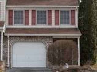 2 Highland Ct, Reinholds, PA