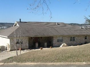 1701 Quinlan Creek Dr, Kerrville, TX 78028