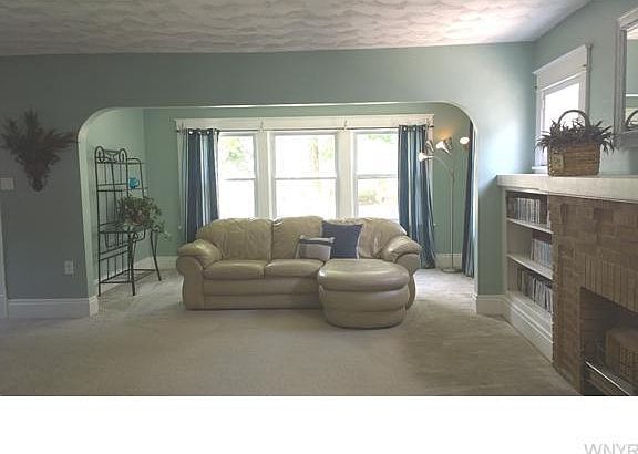 3rd image of 31 Zimmerman Blvd