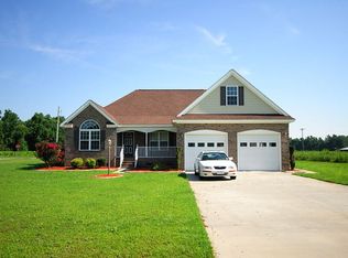 100 Racquet Ln, Goldsboro, NC 27534