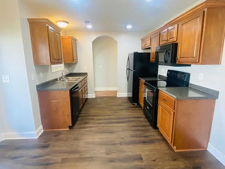 106 Gayla Ct — Photo 7
