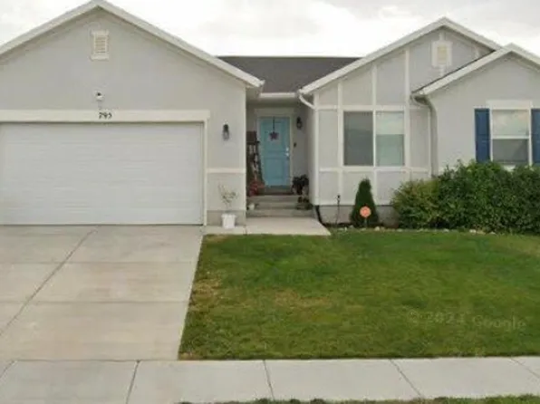 795 N Colony Dr, Grantsville, UT 84029