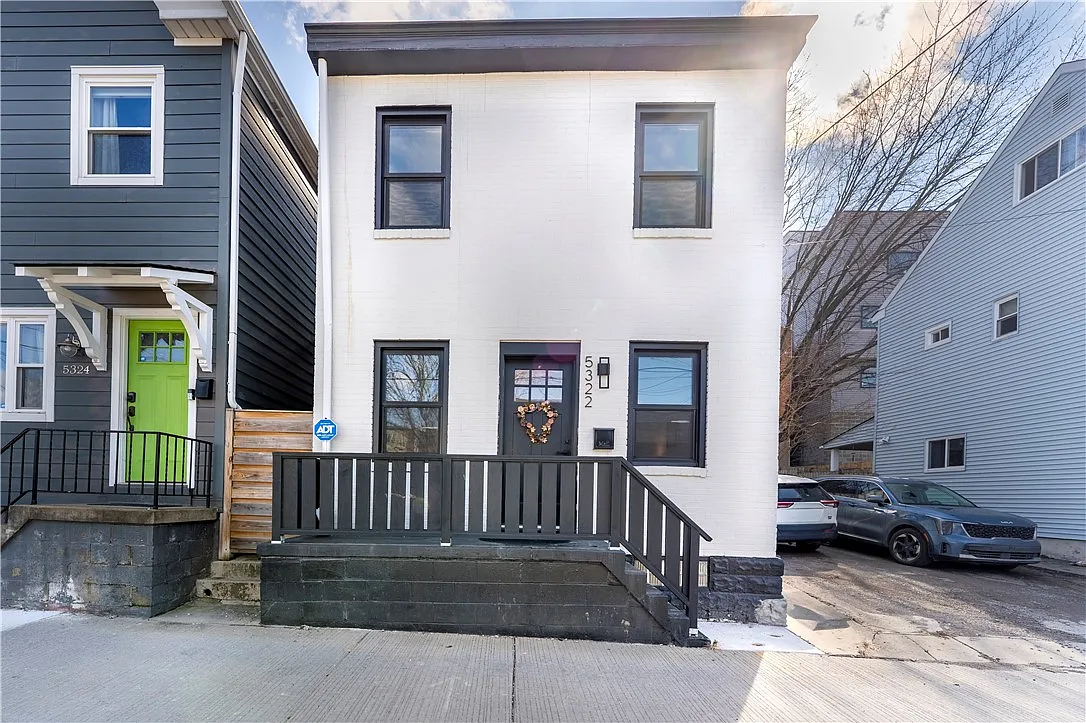 5322 Kent Way photo 1