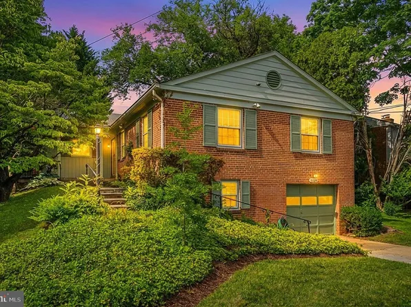 5605 Alta Vista Rd, Bethesda, MD 20817