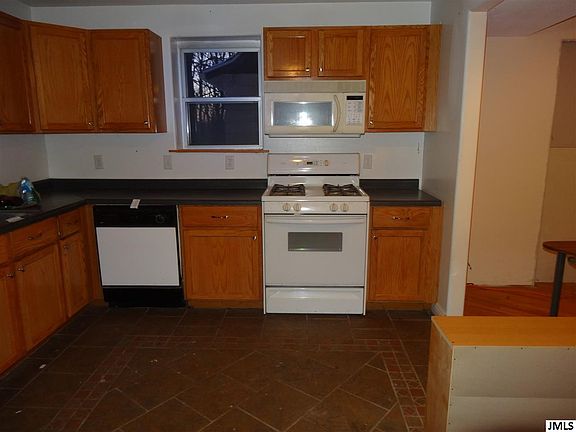 5th image of 1539 Park Dr