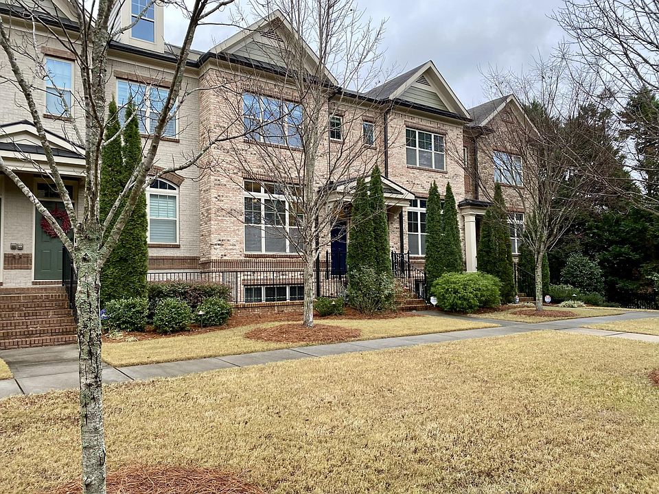 Welcome to 1254 LaVista! Situated right in front of a lawn and dog park area, you're right at home in this tranquil, friendly neighborhood of LaVista Walk townhomes.