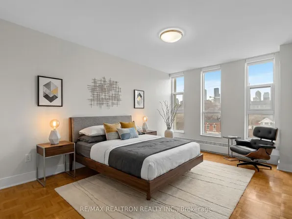 666 Spadina Ave, Toronto, ON