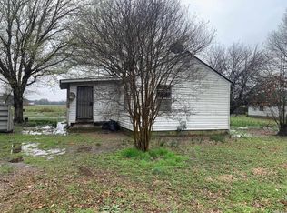 200 Harrington Ave, Humphrey, AR 72073