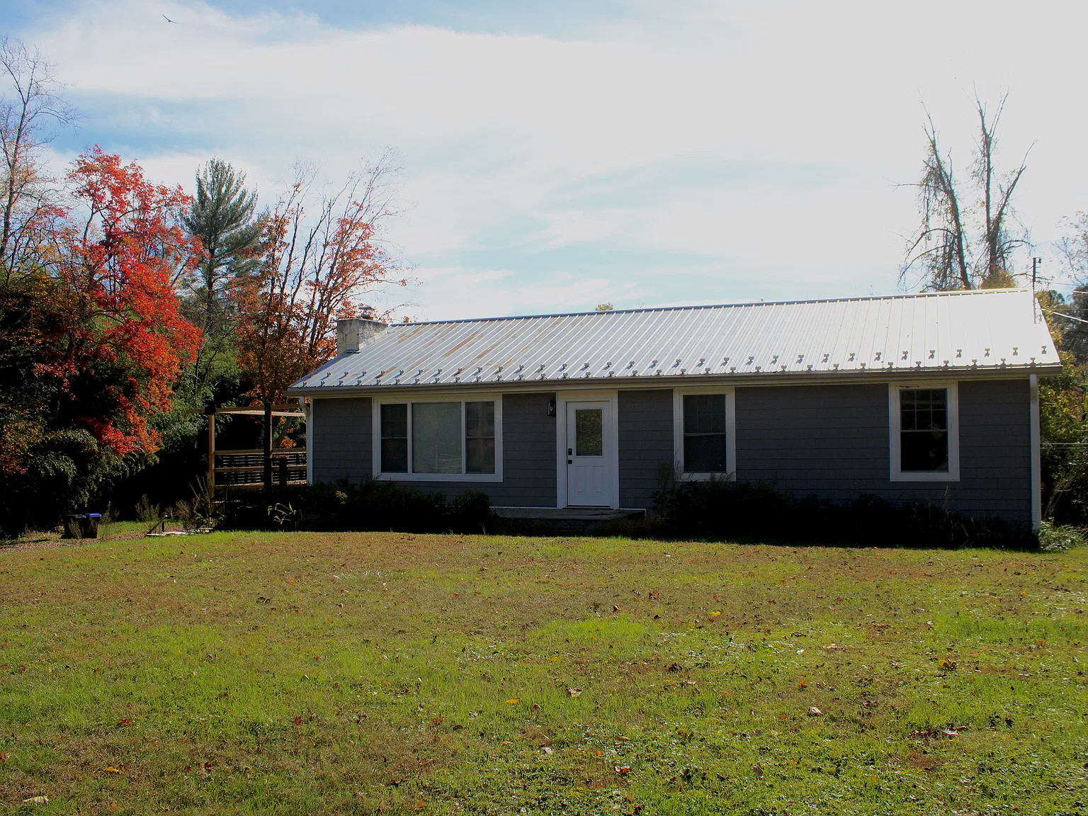 3 bed, 1200 sqft, $2,995 — Photo 1