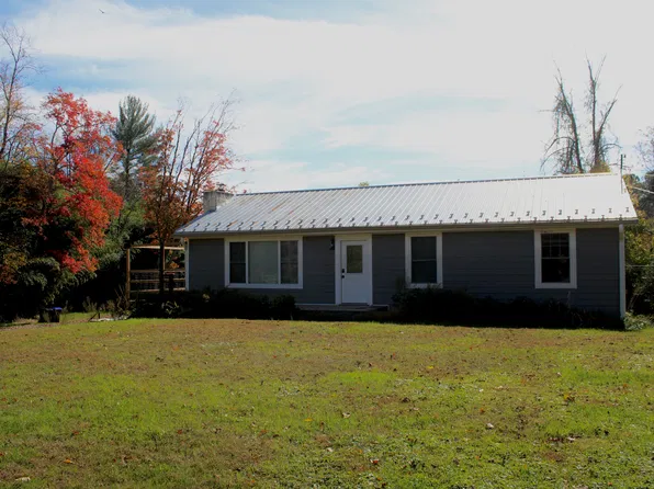 410 Brandywine Dr, West Chester, PA 19382