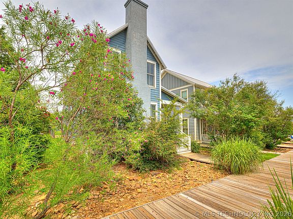 5th image of 39 Boardwalk St