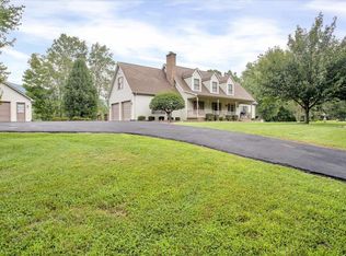 1441 Edgebrook Rd, Salem, VA 24153