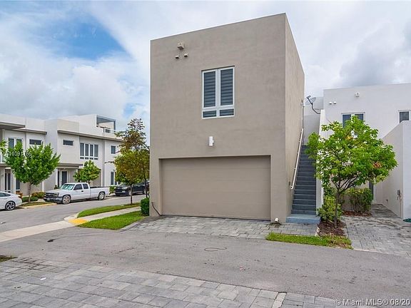 5th image of 10426 NW 64th Ter #10426