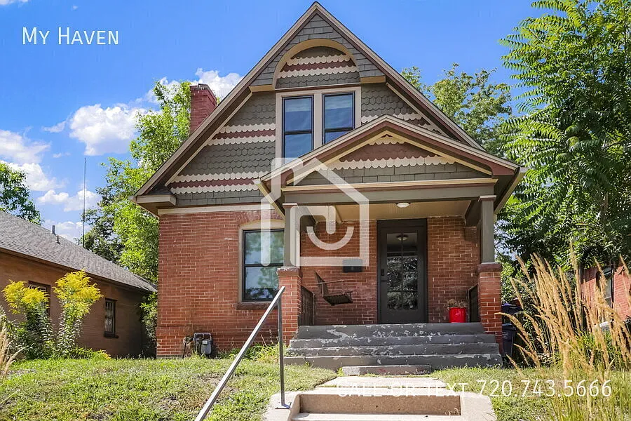 4315 Bryant St