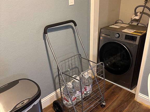 2nd image of 1550 W Ashlan Ave APT 246