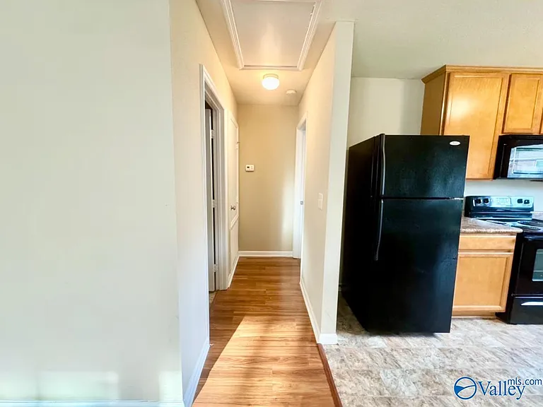 142 Vancouver Rd — Photo 7