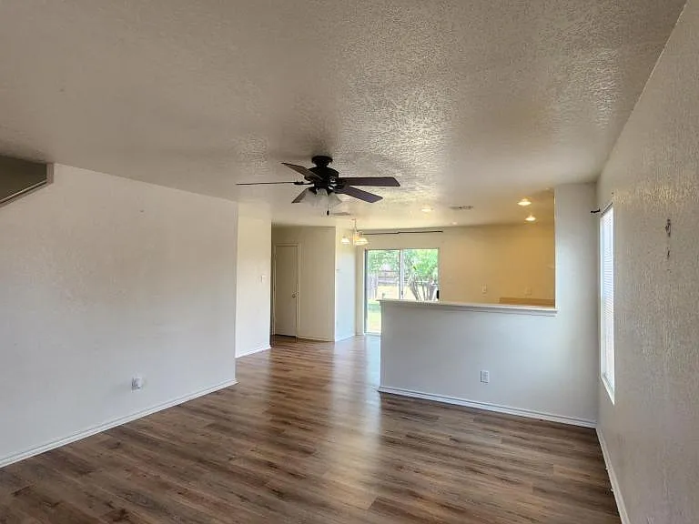 702 Inks Farm — Photo 3
