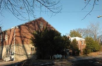 3rd image of 1467 E McLemore Ave