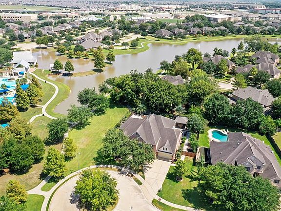 4th image of 8303 Buffalo Creek Dr