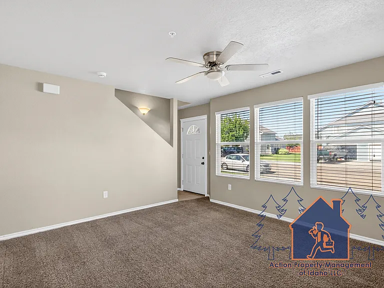 3905 Idaho Ave — Photo 5