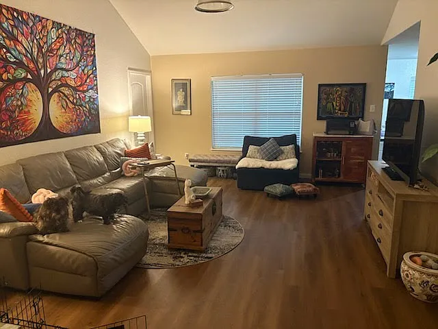 1224 Lombardy Dr — Photo 4