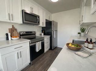 1432 NW 61st St #303, Seattle, WA 98107