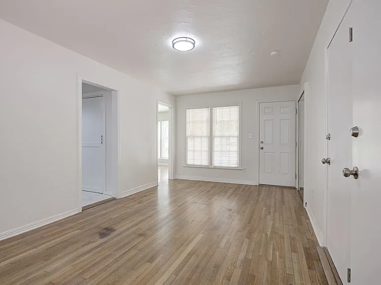 821 NW 48th St — Photo 21