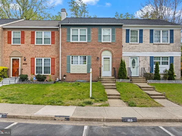 15305 Blacksmith Ter, Woodbridge, VA 22191