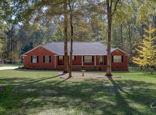 859 Plantation Club Dr, Gray, GA 31032