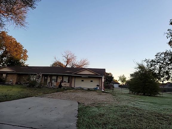2nd image of 2688 Clay Mathis Rd