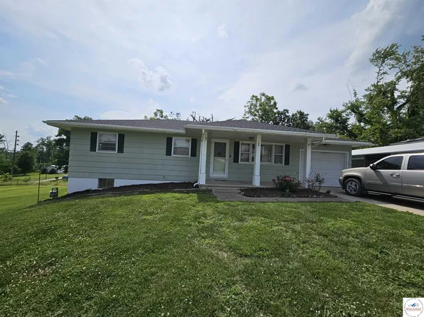 105 Glen Eden Dr, Glasgow, MO 65254