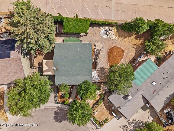 4th image of 543 McCarron Ct