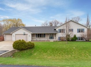 1140 Ran Lie St, Oshkosh, WI 54904