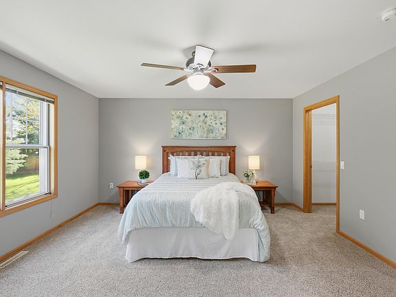 5th image of 361 Concord Dr Unit 6