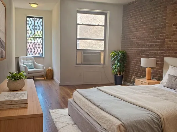 510 East 82nd Street image 1 of 3