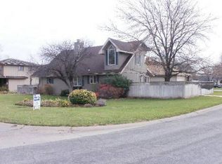 2805 Scott Ave, Salina, KS 67401