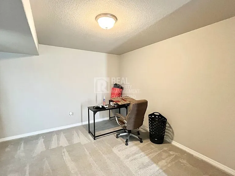 4424 Samaritan Loop — Photo 13
