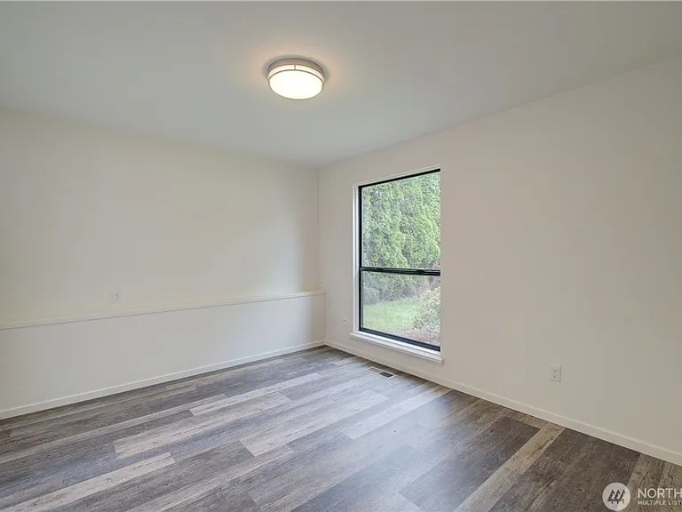 3406 W Lake Sammamish Pkwy NE — Photo 19