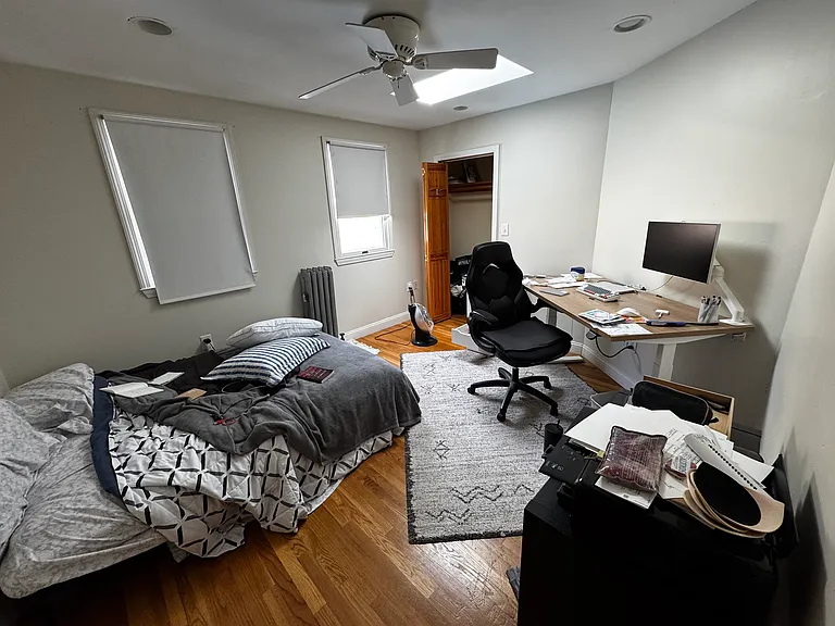 3-24 Burnham St #3 — Photo 15