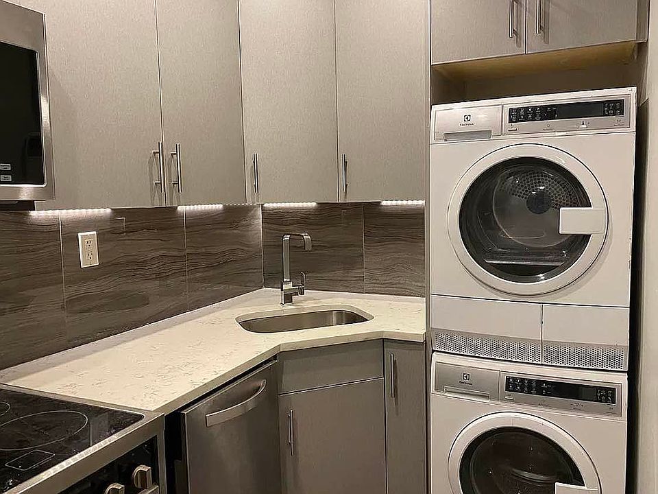 1st image of 234 E 116th St APT 17