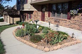 1st image of 1565 Sherwood Forest Dr