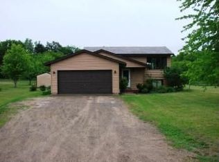 31755 Frontier Ave, Stacy, MN 55079