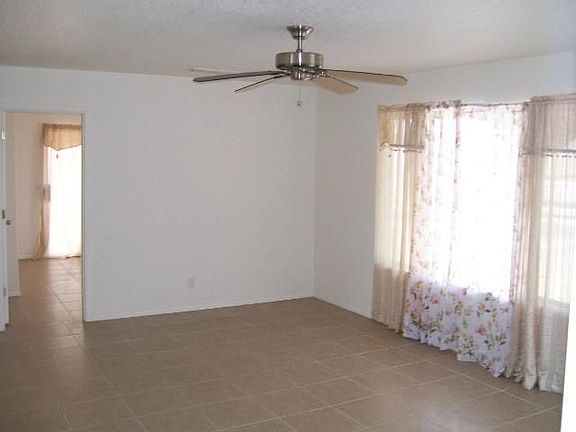 3rd image of 3430 Mockingbird Dr