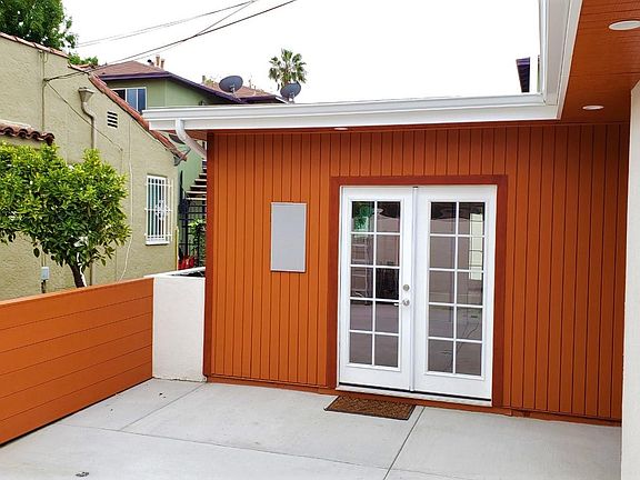 4th image of 1433 S Sierra Bonita Ave