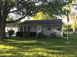 3505 Sigwalt St, Rolling Meadows, IL 60008